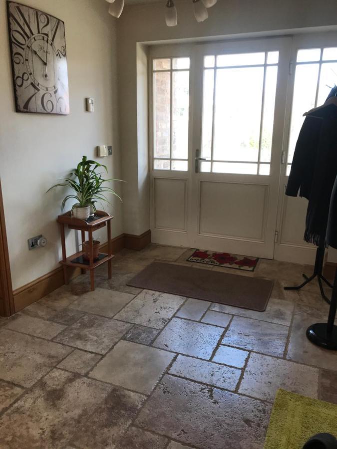 Private Room Bishop Norton 마켓레이슨 외부 사진